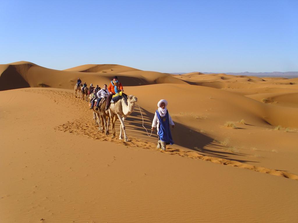 Erg Chebbi Starlight Camp Hotel Merzouga Luaran gambar